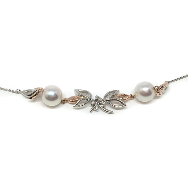 Pearl necklace